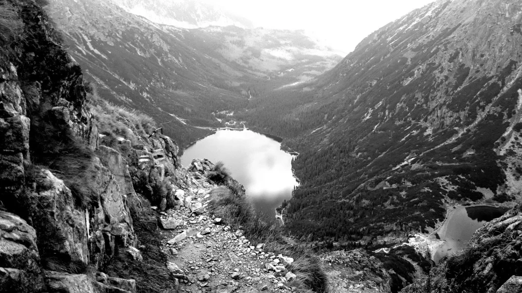 Kazalnica Przełęcz pod Chłopkiem Tatry – górska ściana